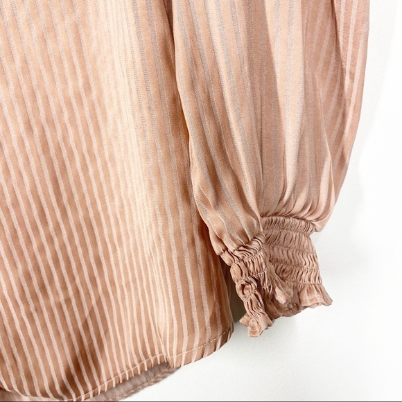 Boutique Striped Button Up Ruffle Blouse Size Medium - Picture 5 of 8